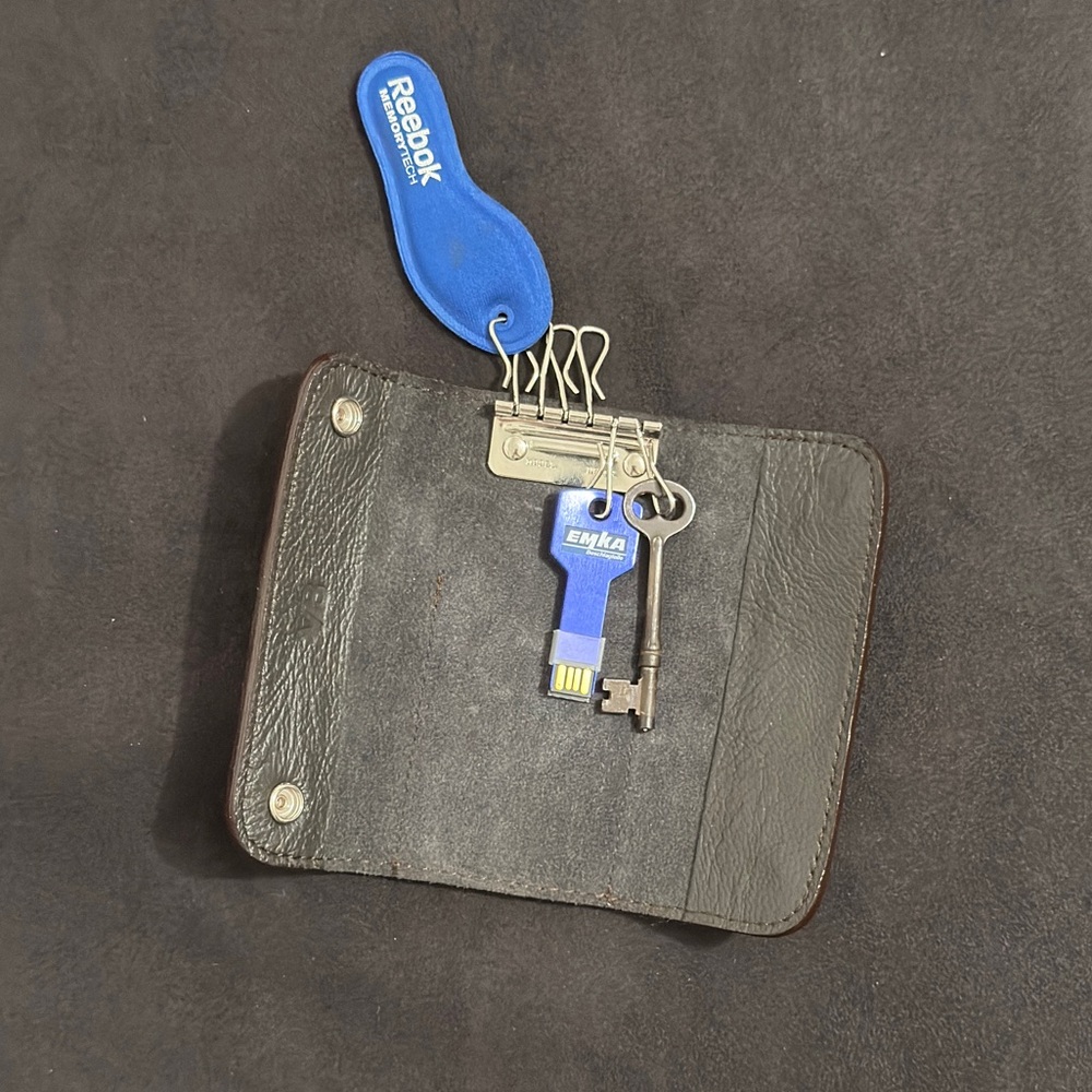 Brown Leather Key Organizer and card holder.